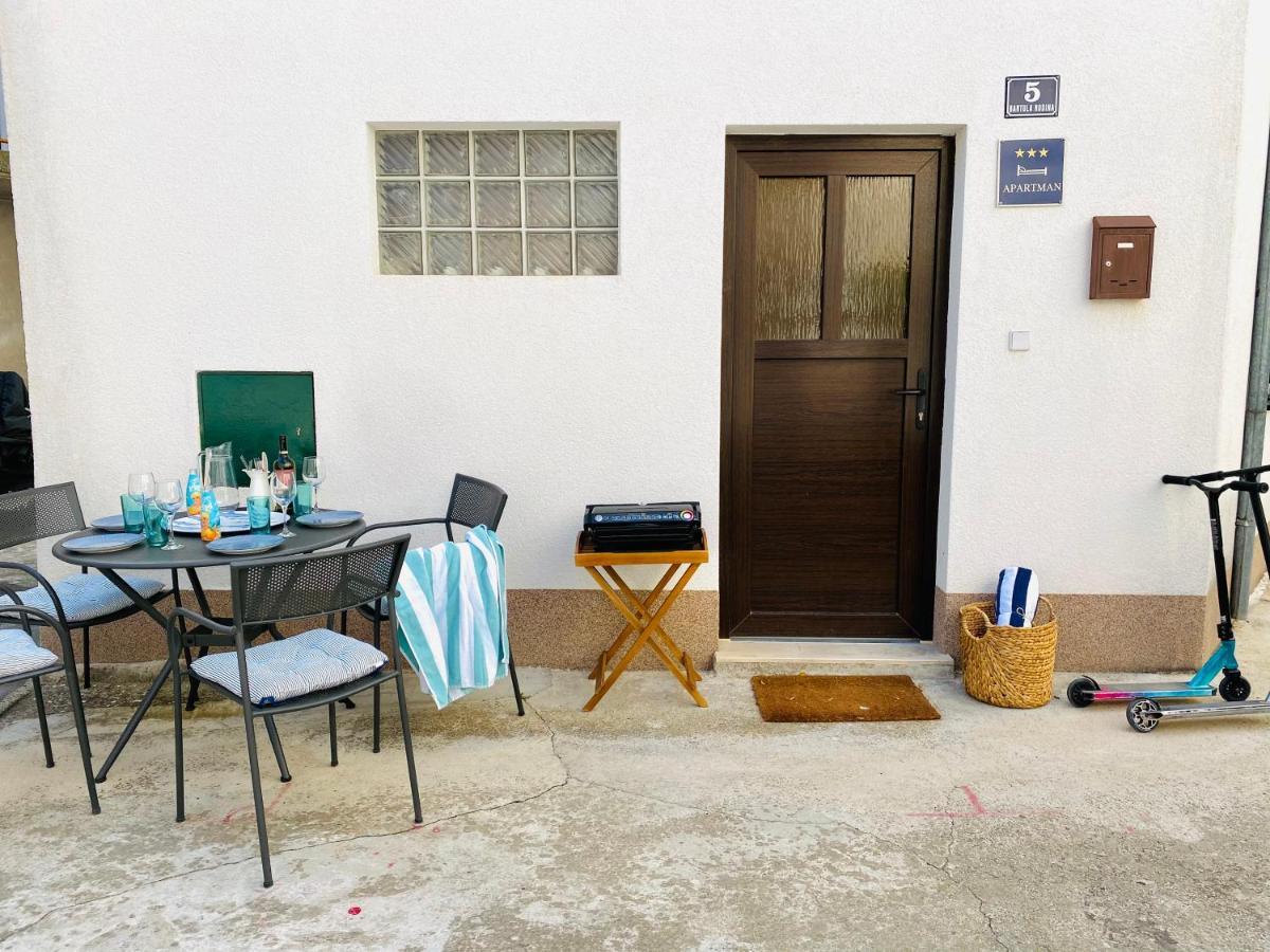 Family House Kastela Home Between Split And Trogir Exterior photo