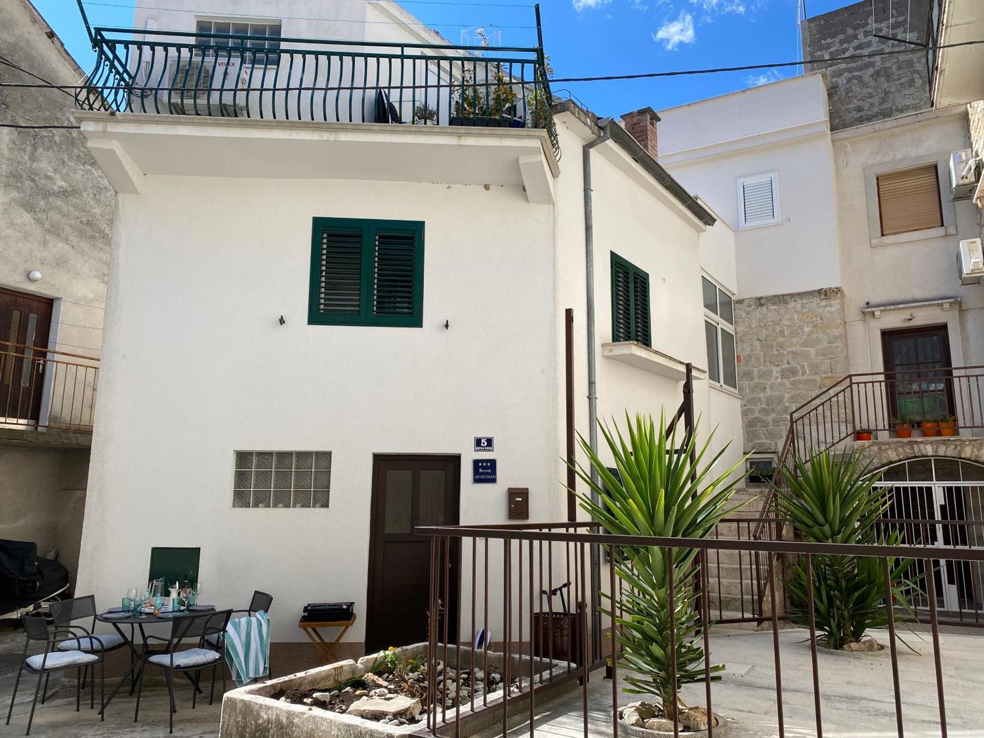 Family House Kastela Home Between Split And Trogir Exterior photo